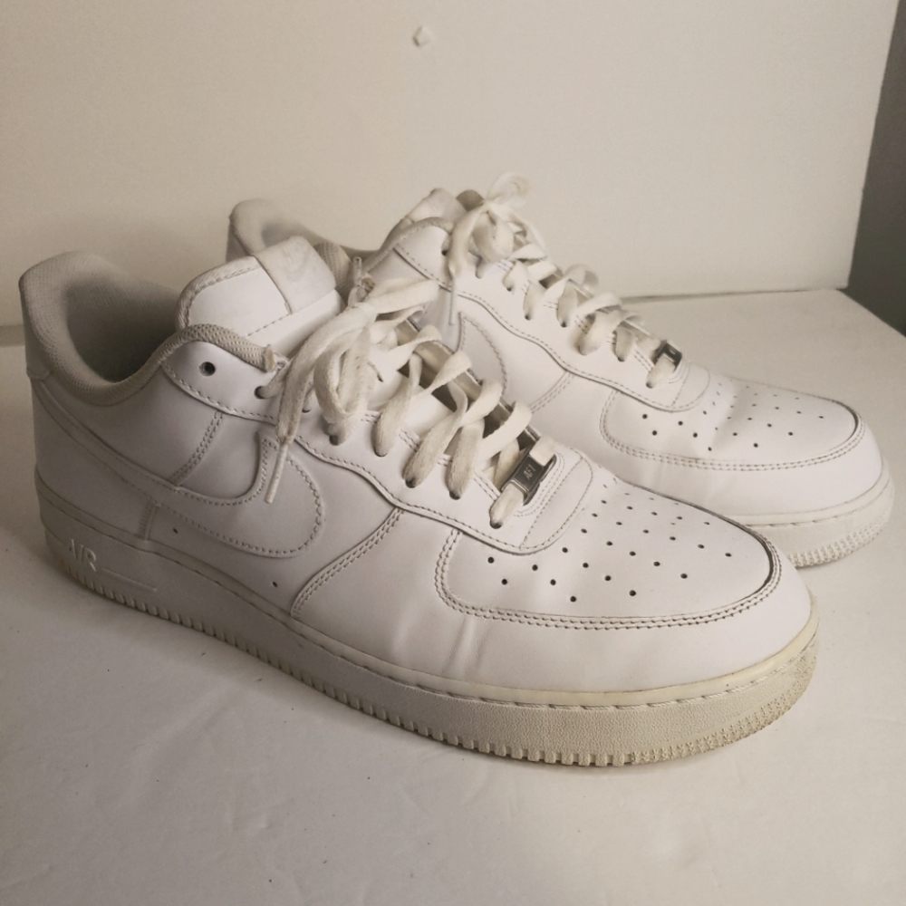 Nike Air Force 1 - 315122-111 Low Triple White 07'  M US 15 - missing insoles